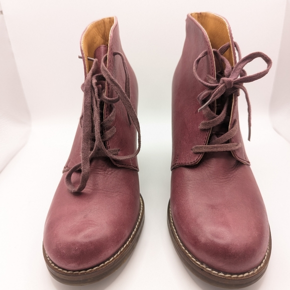 Latigo Purple Leather Lace Up Booties - Picture 1 of 8